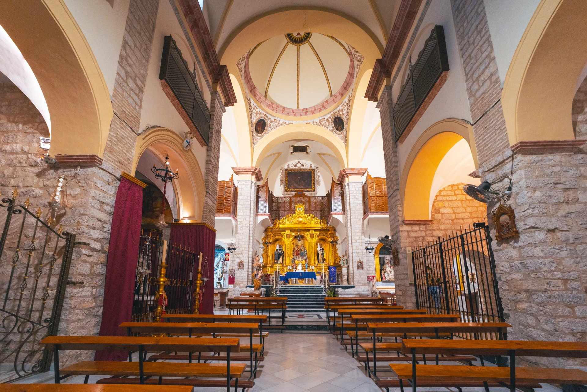 Iglesia de las Reverendas Madres Trinitarias